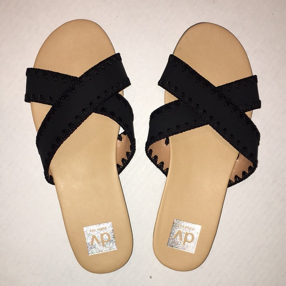 dv by Dolce Vita Black Crisscross Slide Sandals – Size 9.5 - Picture 1 of 5